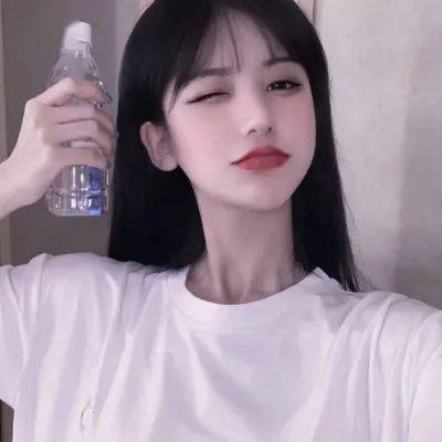 甘蔗放成木头不见摊主 男子全网寻找